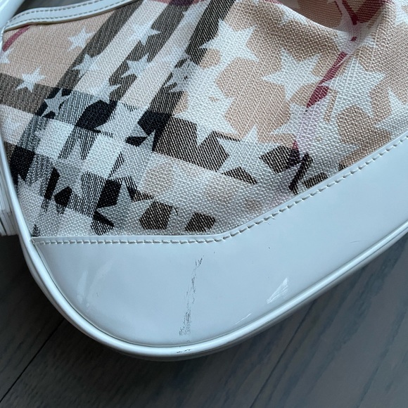 BURBERRY Patent Supernova Check Stars Small Hernville Hobo - Picture 8 of 8
